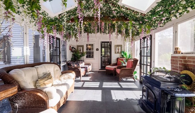 Historic Canal Home on Nature Preserve