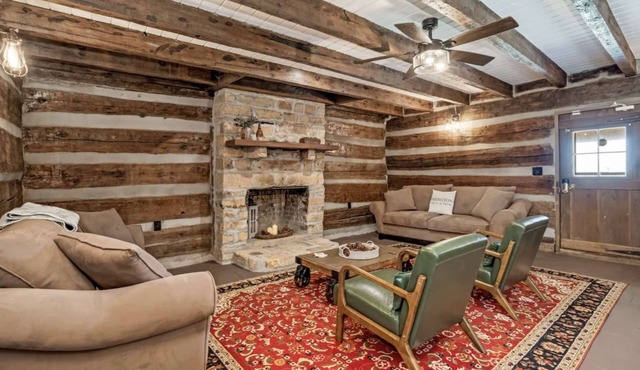 Historic Creekside Cabin at Arrington Reserve