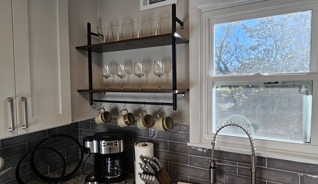Intown Awesome Remodeled Modern Townhome