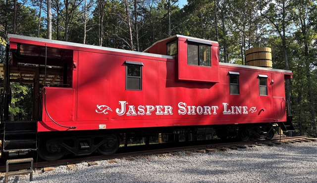 Jasper Short Line 1968 Train Caboose