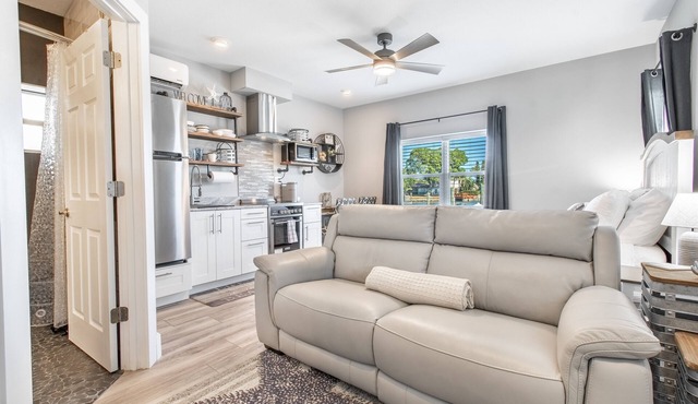 JOHNS PASS "Studio 4" Fisherman's Cove & Cottages
