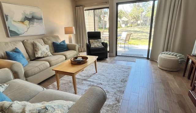 July 25 - Aug. 1 Open. 5 Min Walk to Beach- Beach Locker & Chairs, Total Reno.