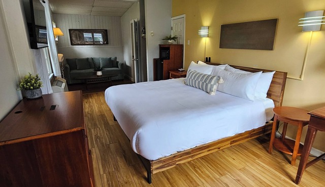 King Room l Centrally-located