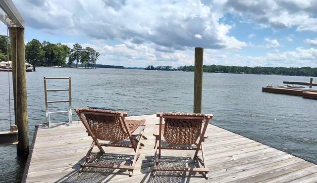 Lake Home with Pool Table, Dock, Kayaks, Fire Pits, Ice Maker