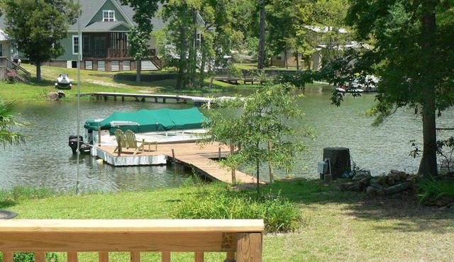 Lake Murray Getaway with Private Dock and Boat Ramp