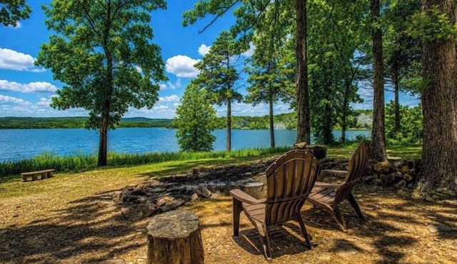 Lakefront Cabin