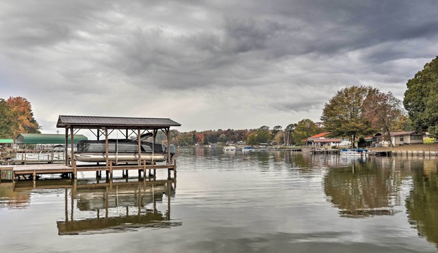 Lakefront Retreat w/Dock, Fishing & Fire Pit!