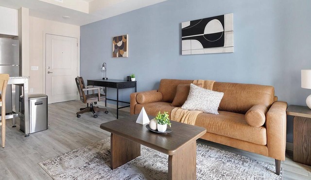 Landing | Amazing 1BD, Courtyard, Clubhouse