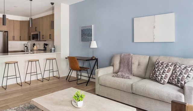 Landing | Amazing 1BD, Pool