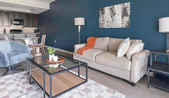 Landing | Amazing 1BD, Yoga Studio, Courtyard