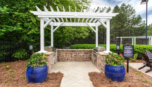 Landing at Brodick Hill - 2 Bedrooms in Downtown Douglasville