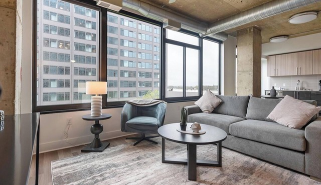 Landing | Beautiful 1BD, Gym, Game Room