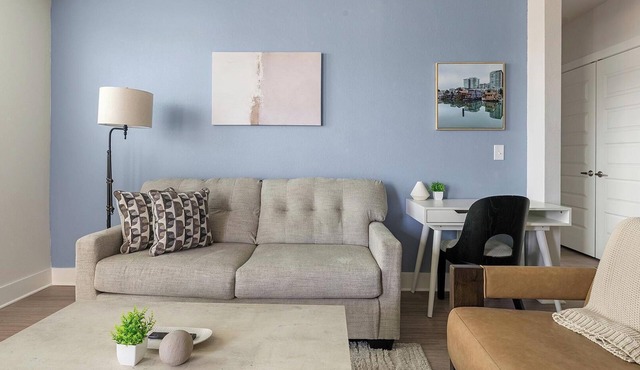 Landing | Beautiful 2BD, Gym