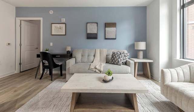 Landing | Beautiful 2BD, Courtyard