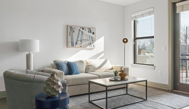 Landing | Chic 1BD, Rooftop Lounge, Clubhouse
