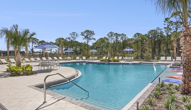 Landing Furnished Apartments near Palm Bay Colony