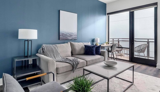 Landing | Incredible 1BD, Pool, Gym
