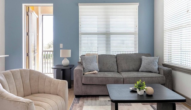 Landing | Incredible 2BD, Clubhouse, Courtyard