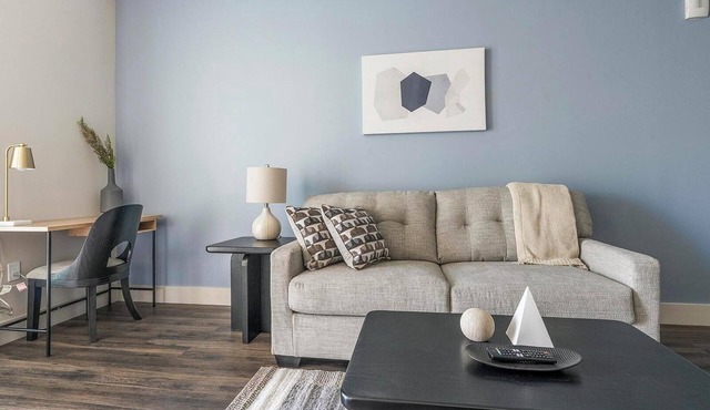 Landing | Modern 1BD, Gym