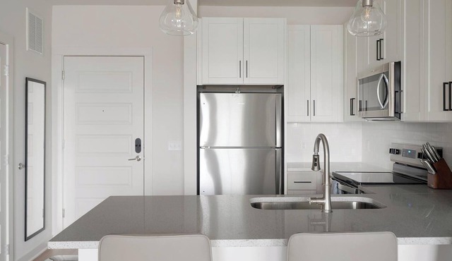 Landing | Modern 1BD, Game Room, Pool