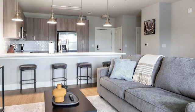 Landing | Modern 1BD, Pool, Clubhouse