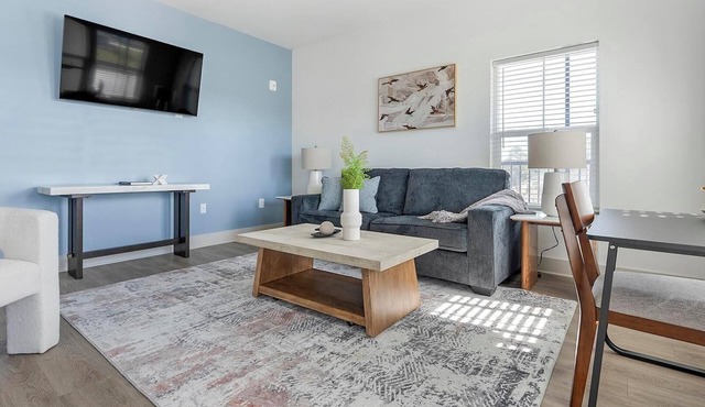 Landing | Spectacular 2BD, Yoga Studio, Game Room
