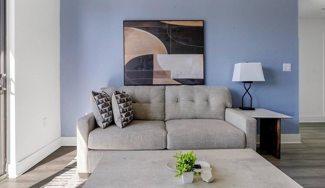 Landing | Spectacular 2BD, Yoga Studio