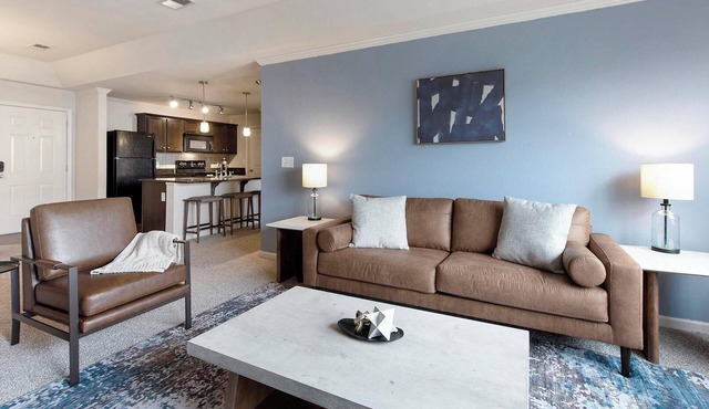 Landing | Spectacular 1BD, Courtyard, Clubhouse