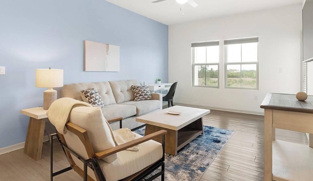 Landing | Spectacular 1BD, Game Room