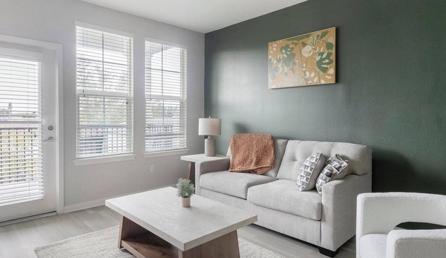 Landing | Stunning 2BD, Gym