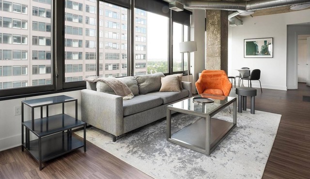 Landing | Stunning 2BD, Game Room, Gym