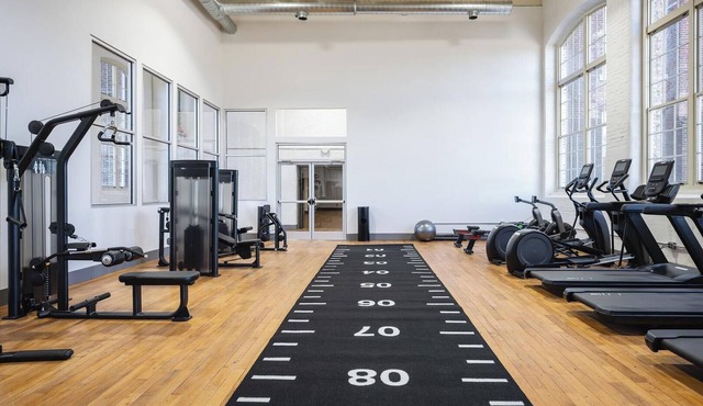 Landing | Stunning 2BD, Gym, Yoga Studio