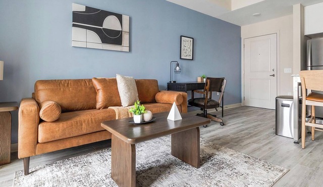 Landing | Stylish 1BD, Clubhouse, Courtyard