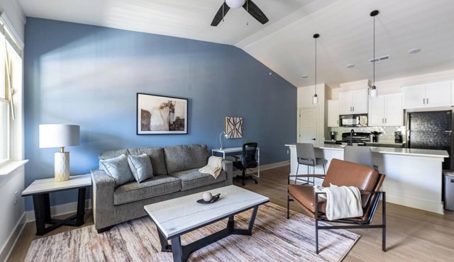 Landing | Stylish 1BD, Clubhouse, Gym