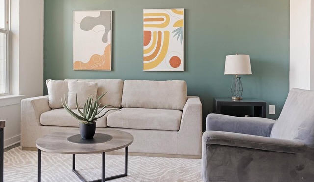 Landing | Stylish 1BD, Clubhouse, Gym
