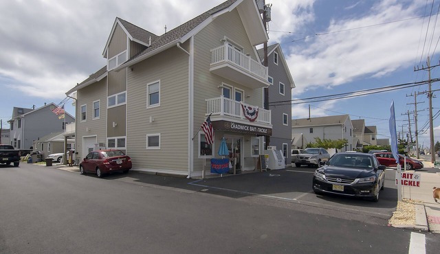 Large 4BR Lavalette Beach House Less Than 1 Block to Beach