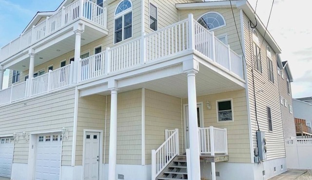 Located in Townsend Inlet and within walking distance to the beach!
