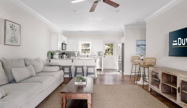 Loco Bungalow! | Shem Creek Neighborhood