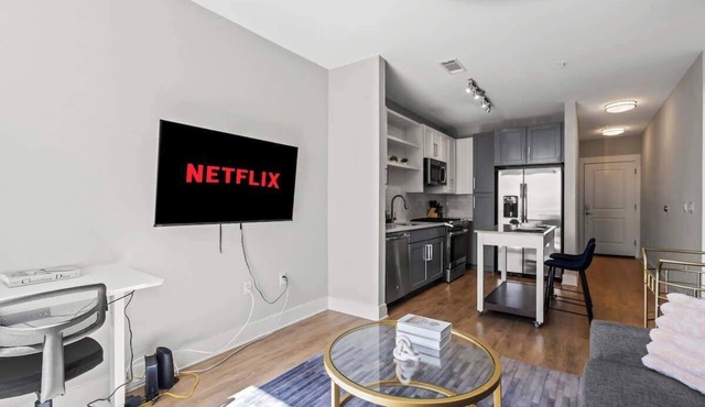 Luxe 1BR Suite in Waverly Charlotte NC!