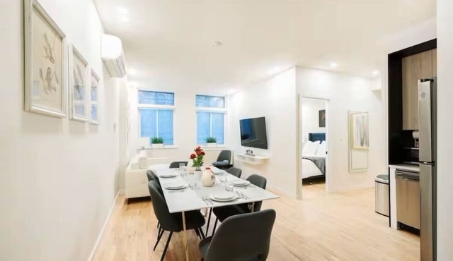 Luxury 2BR Duplex 5min to Central Park