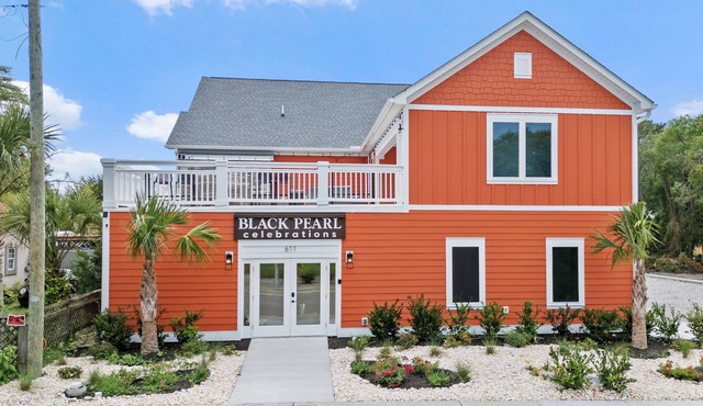 Luxury Estate + Sleeps 28 + Rooftop + 2 Pools