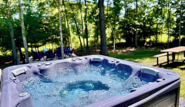 Luxury Poconos Retreat - 6BR 4.5BA Sleeps 14