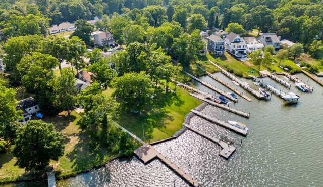 Luxury Waterfront Home w Private Pier in Annapolis & Dog-Friendly