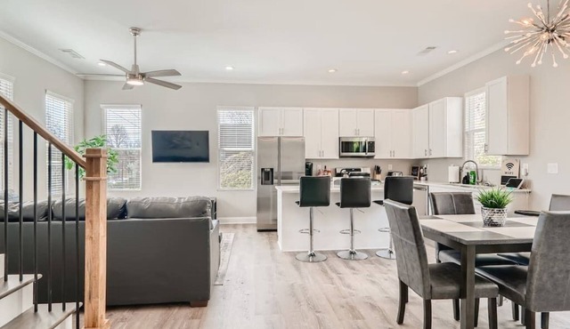 Majestic Atlanta Getaway | Stylish 4 Bedroom