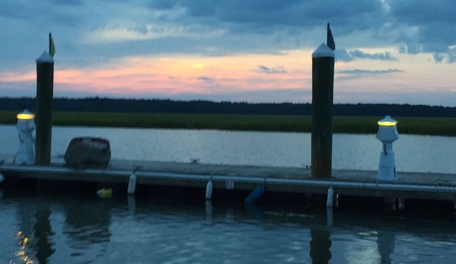 Marina cottage with unbelievable views on Fripp Island.