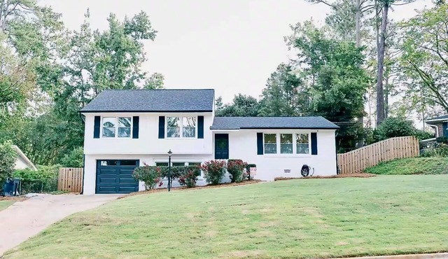 Masters getaway 1.3 miles from Augusta National