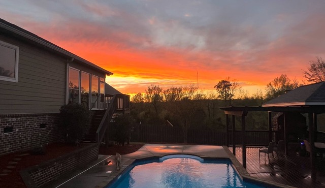 Masters Week suburban stunner, pool, sauna and outdoor pergola with fireplace.