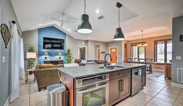Mexico Beach Retreat w/Grill & Private Pool!