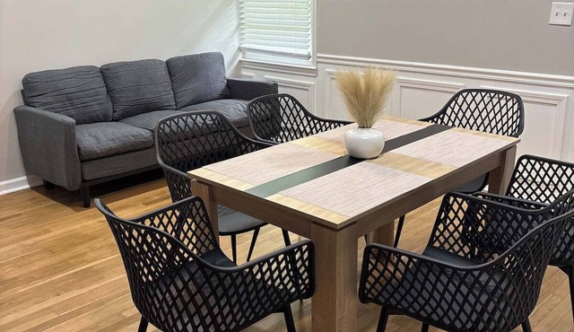 Modern 2BR 2 Bath Business Weekly Monthly Stays