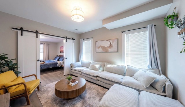 Modern 3BR, 25 mins to Major international sporting event Games, Easy Access to NYC + City Views